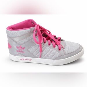 Adidas originals hard court woman’s high tops
Size 9